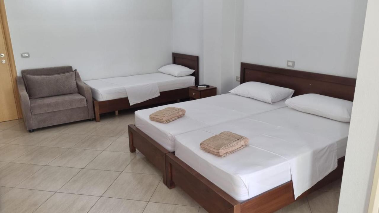 Hotel Anmaor Qëparo Exteriér fotografie