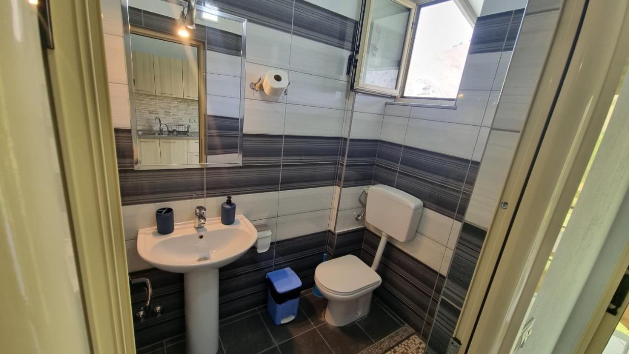 Hotel Anmaor Qëparo Exteriér fotografie