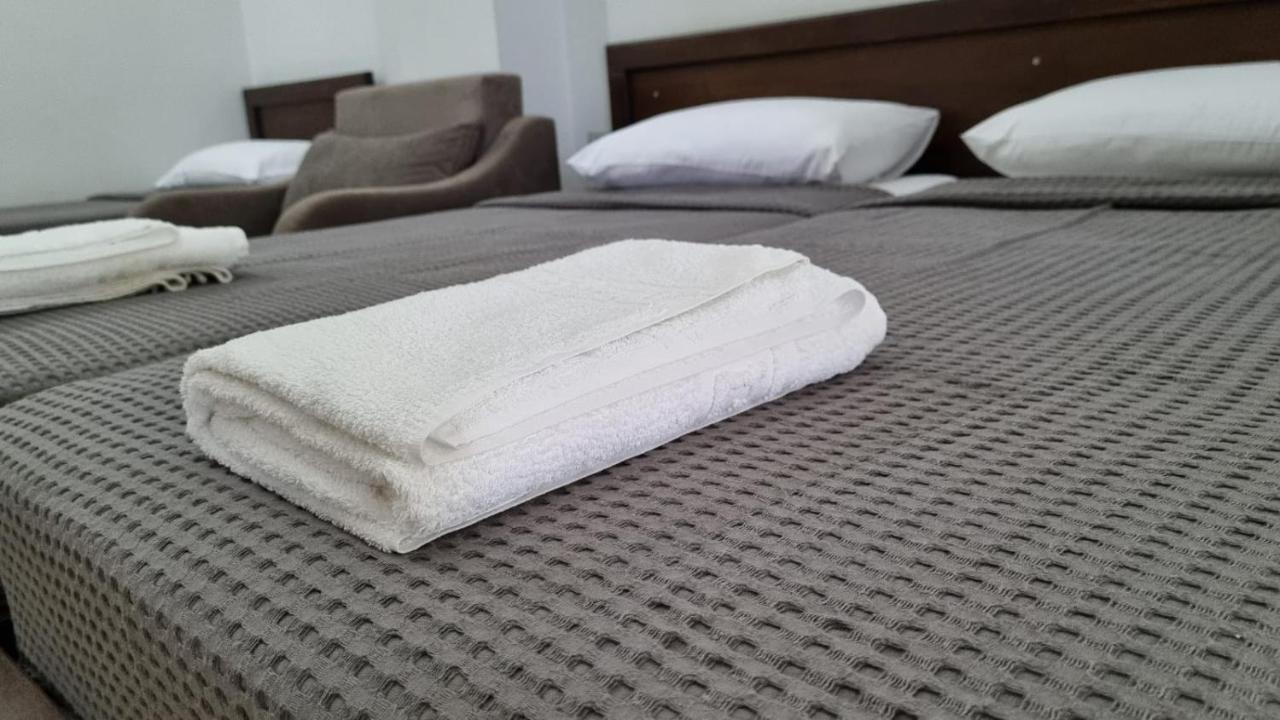 Hotel Anmaor Qëparo Exteriér fotografie