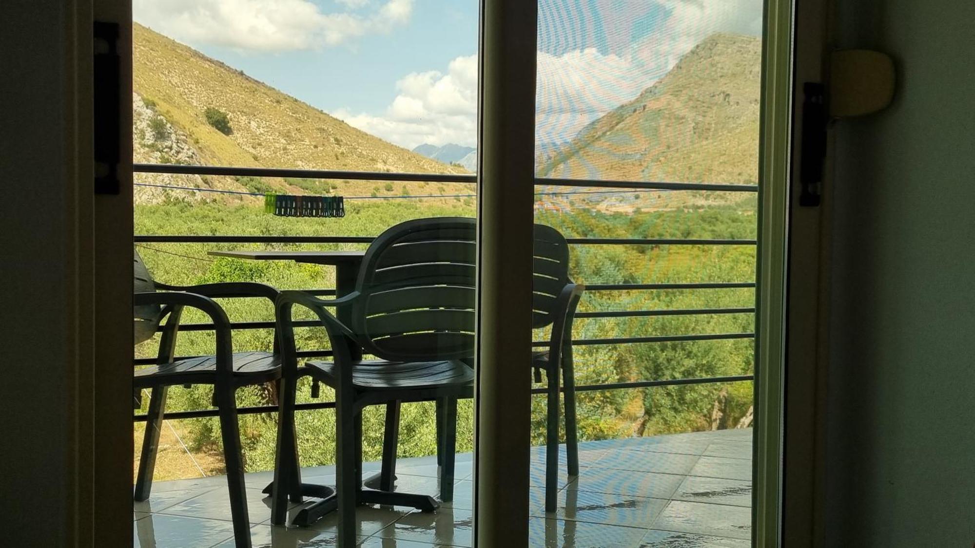 Hotel Anmaor Qëparo Exteriér fotografie