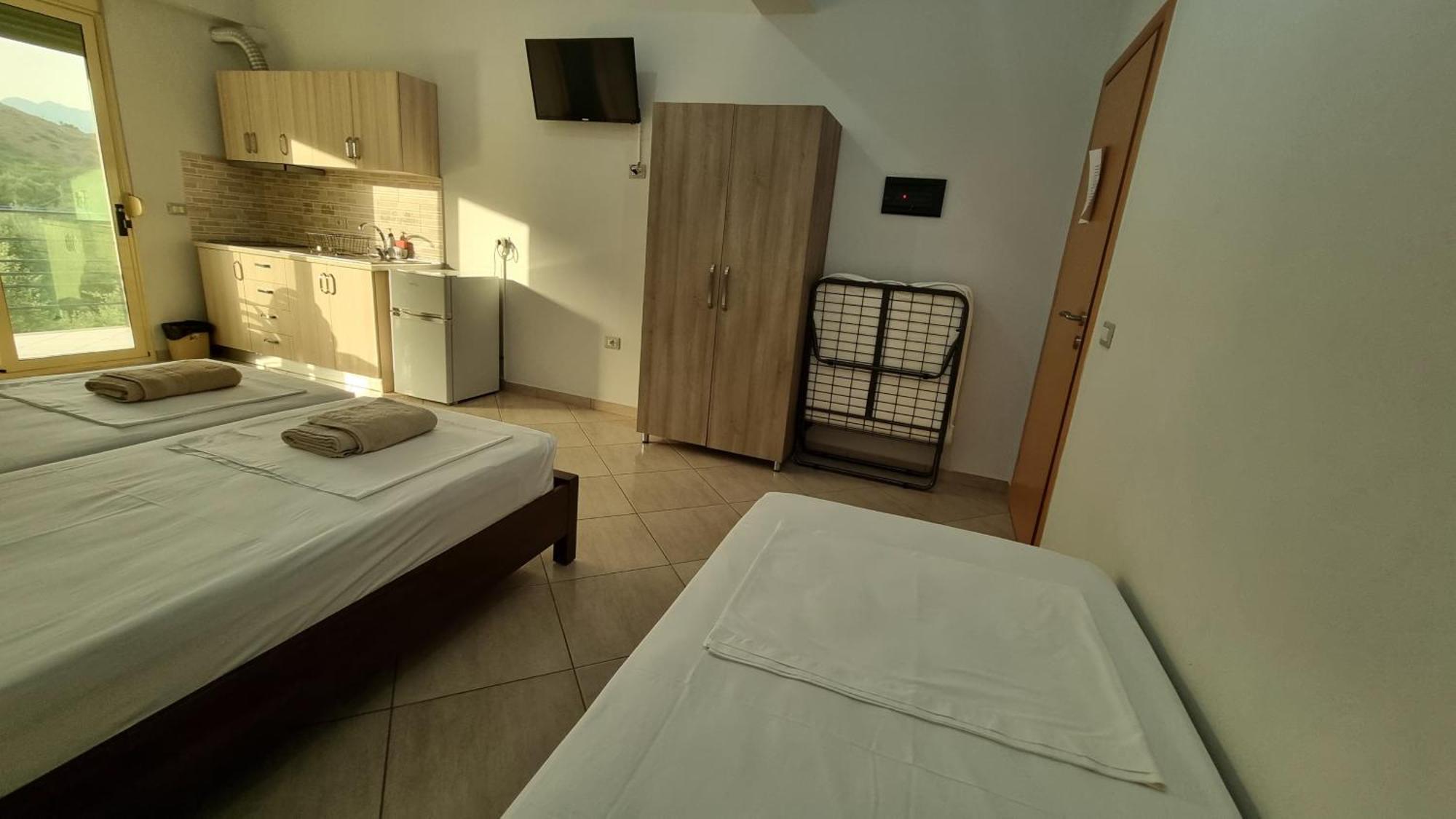 Hotel Anmaor Qëparo Exteriér fotografie