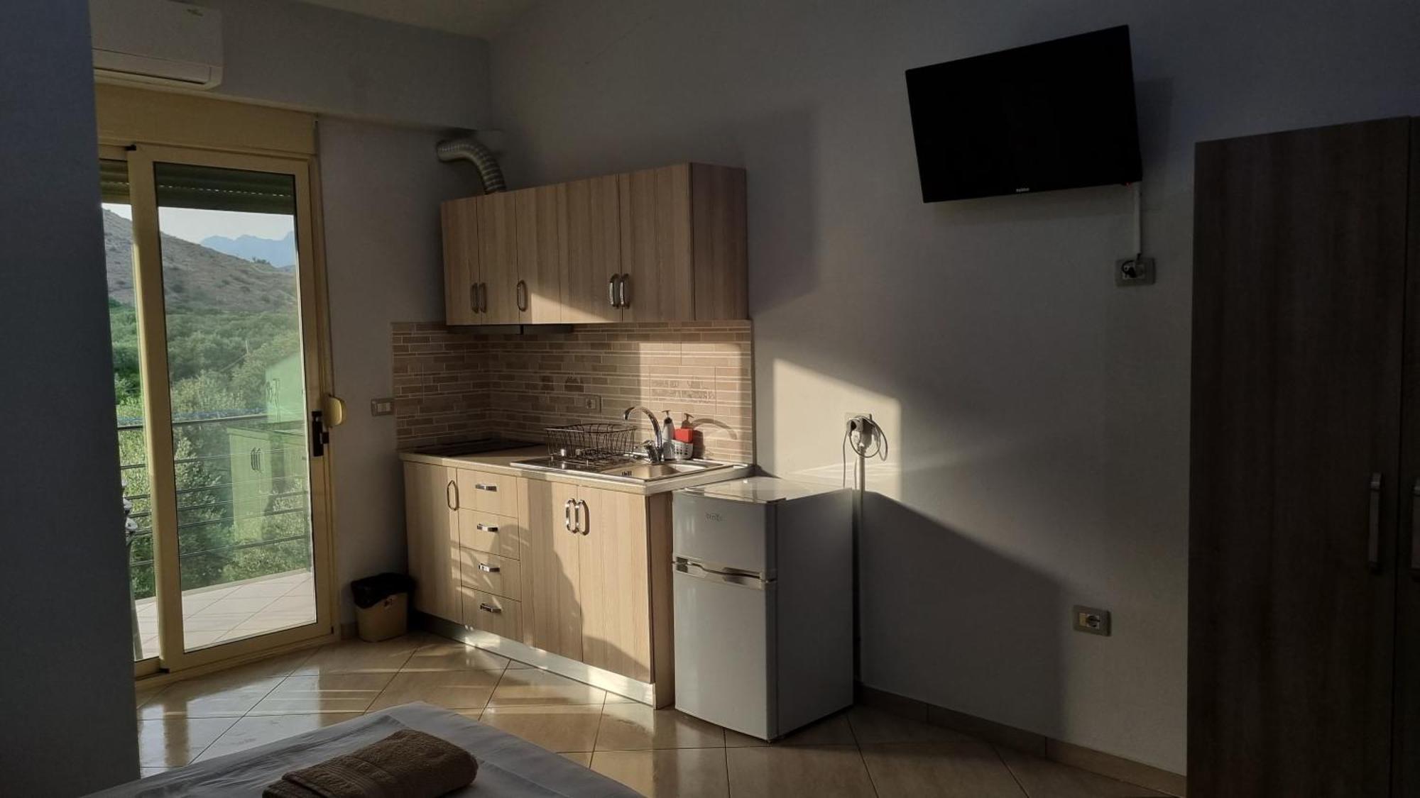 Hotel Anmaor Qëparo Exteriér fotografie