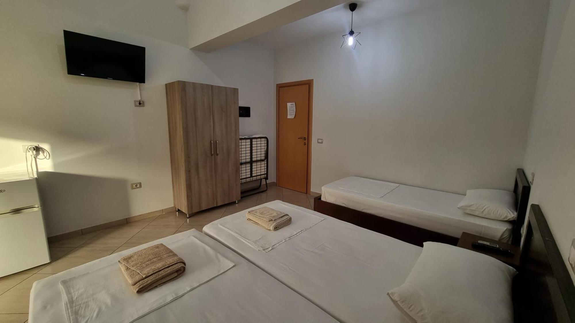 Hotel Anmaor Qëparo Exteriér fotografie
